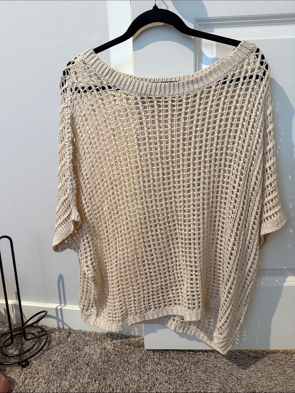 Lightweight Open-Knit Scoop Neck Sweater in Cream